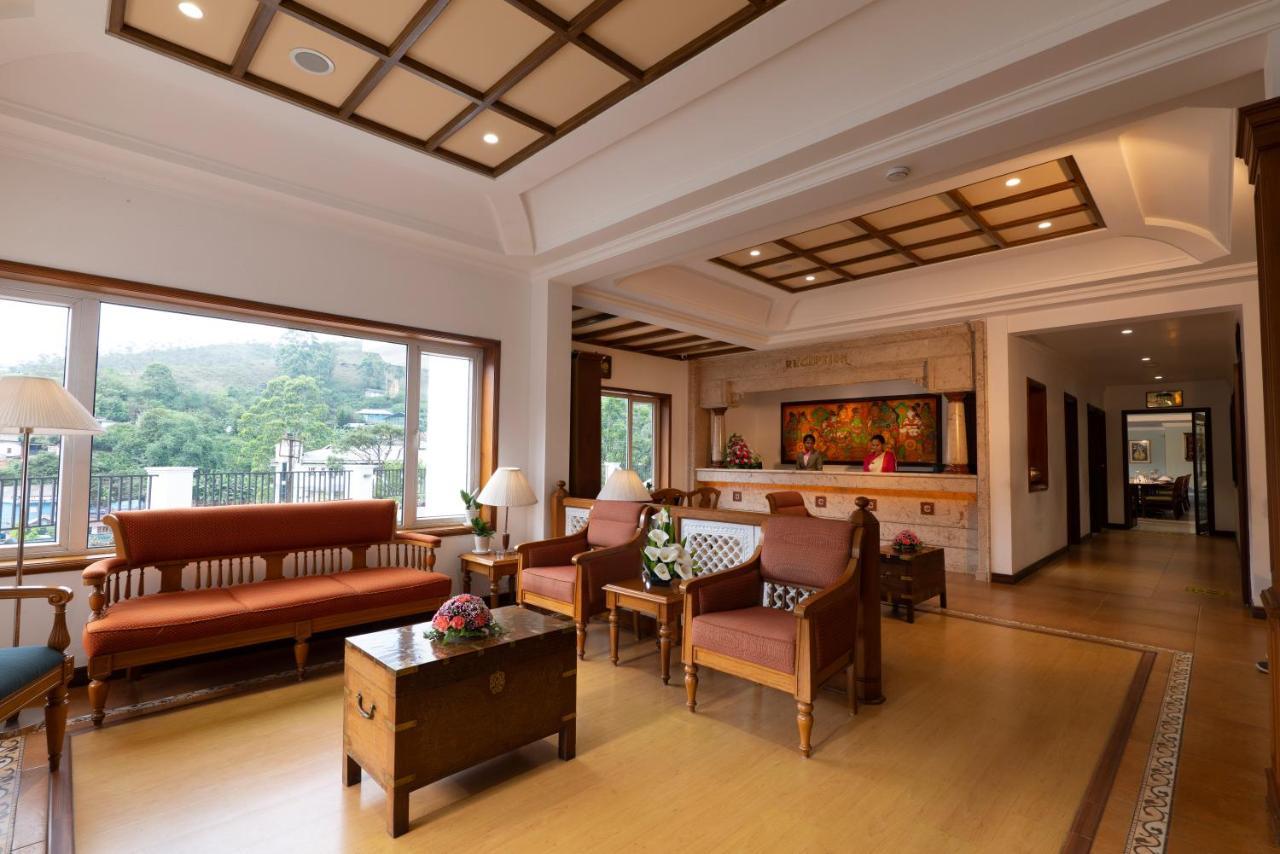 Hotel Issacs Residency à Munnar Extérieur photo