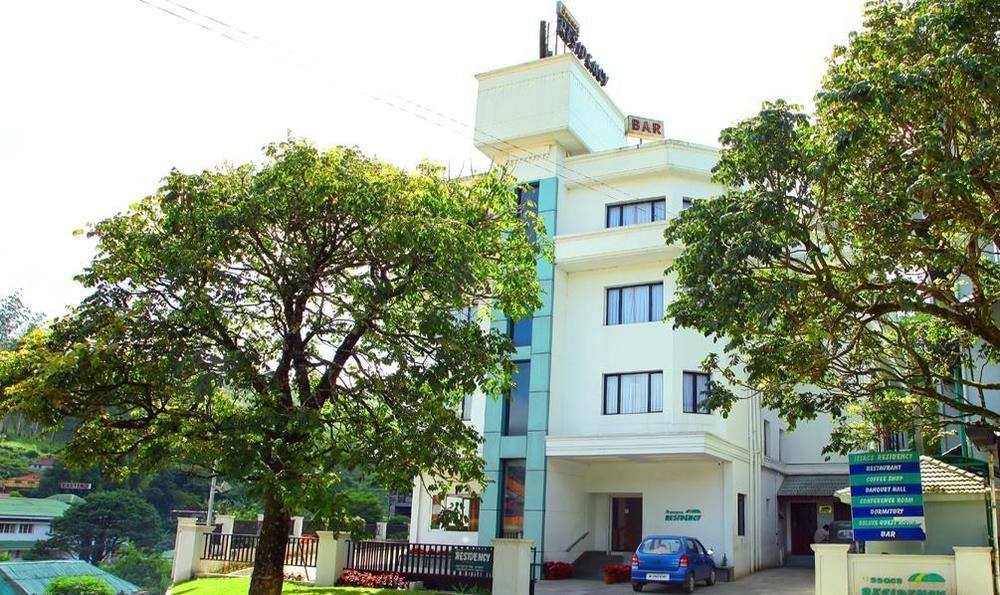 Hotel Issacs Residency à Munnar Extérieur photo